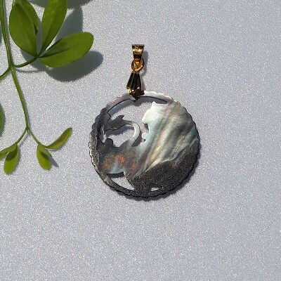 25ミリ!優美な鳳凰のペンダント　黒蝶貝