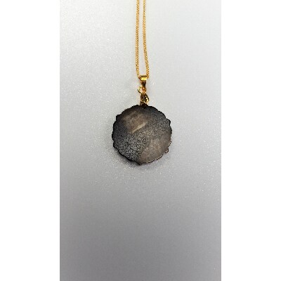 25ミリ!「華」のペンダント　黒蝶貝