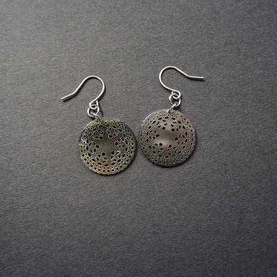 黒蝶貝「ベツレヘムパール風」ピアス