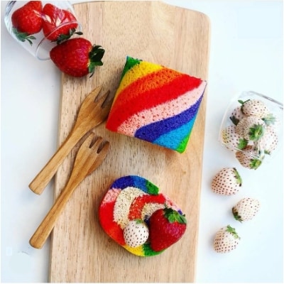 まる兄きっちん。のレインボーロールケーキ『からふるん』3本セット奈良県大和高田市【配送不可地域：離島】