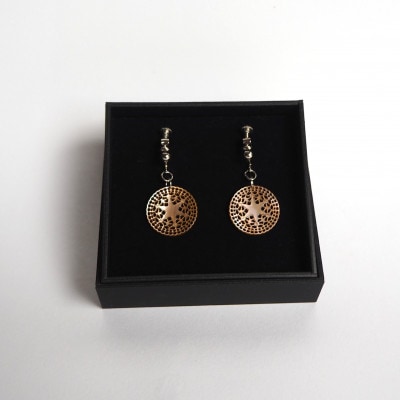 茶蝶貝「ベツレヘムパール風」イヤリング