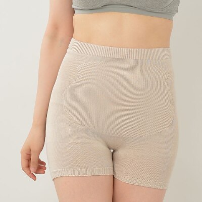 日本製 シルク 腹巻パンツ 1分丈 無縫製 天然繊維 タグフリー グレージュ (611-7528)