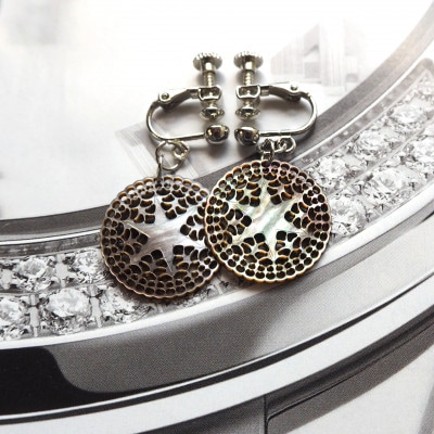 黒蝶貝「ベツレヘムパール風」イヤリング