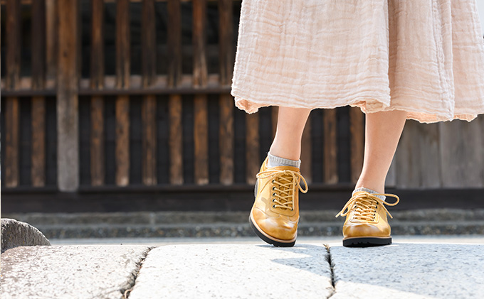 倭イズム 鹿革婦人靴 YAL2001 ライトブラウン　23.5cm