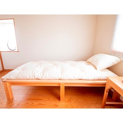 年中使える　ボリュームのある敷き布団(木綿わた90%)　シングル　和布団　シンプルなオフ白無地