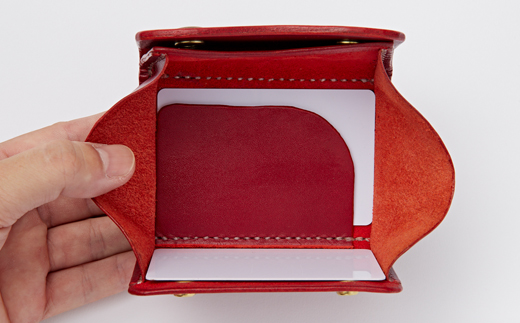 【ちっこくても使い易いミニ財布no.3】右利き用　かわいい赤革　多機能Boxタイプ　手縫い