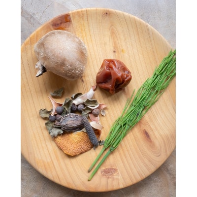 森のめぐみふりかけ　白ごま(梅・醤油風味)