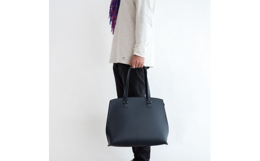 【ネイビー】鞄工房リスシオレザートート※着日指定不可