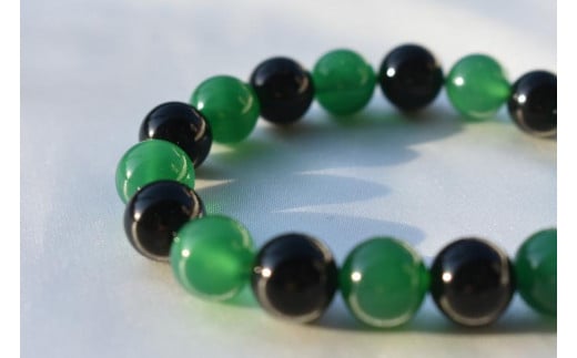 グリーンメノウ、オニキスのブレスレット　アクセサリー　ブレスレット　パワーストーン※着日指定不可