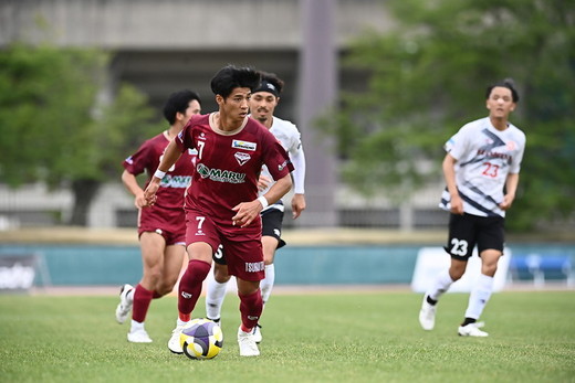 飛鳥FCホームゲームペア観戦チケット＆選手（スタッフ）と記念撮影