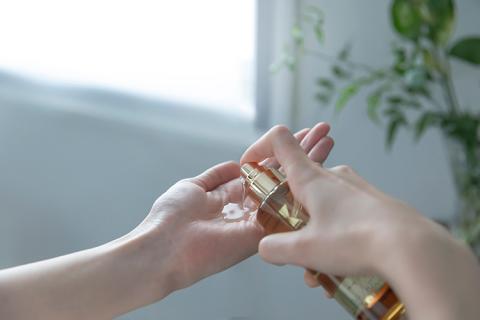 エクリードプレミアムシリーズ 濃密エイジング化粧水／温泉水 化粧水 美容 スキンケア