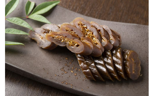 奈良漬 木箱詰［大］Z-09（瓜1本、西瓜(小)、守口大根(小)、胡瓜(小)、生姜）※1種類ずつ真空パックにしてお届け