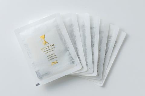 エクリードプレミアムシリーズ 特濃フェイス＆デコルテマスク7枚入り／温泉水 美容 スキンケア マスク パック