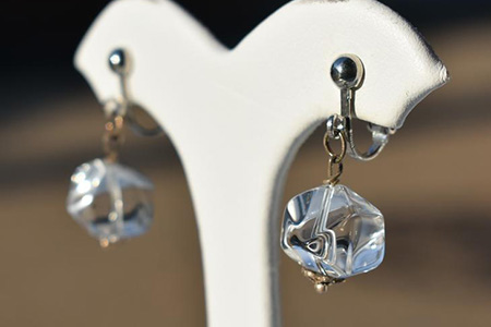 誕生石ピアス（イヤリング）　アクセサリー　ピアス　イヤリング　パワーストーン　誕生石　※部品及び誕生石については備考欄に希望をご記入ください　※着日指定不可