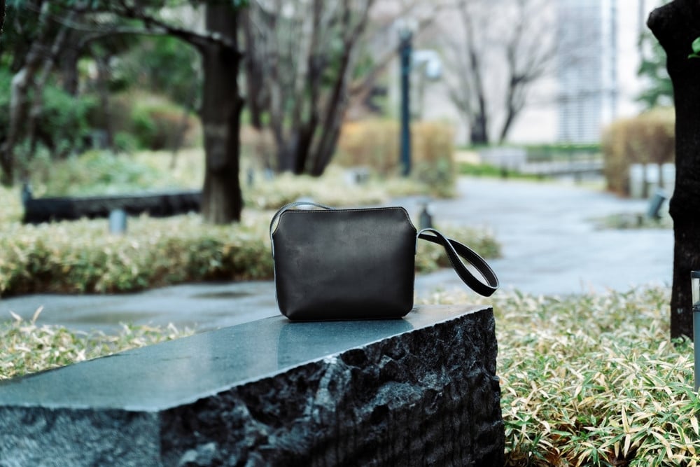 グラブ革 ボディバッグ ブラック｜グラブ グローブ 野球 レザー バッグ [2652]