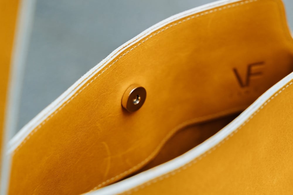 グラブ革 ボディバッグ ブラック｜グラブ グローブ 野球 レザー バッグ [2652]