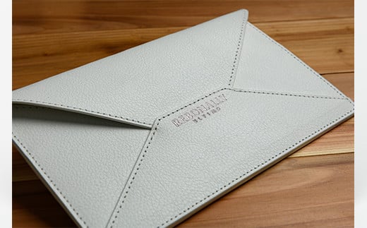 ULTIMO REBONALLY (ウルティモ リボナリー)「Busta(ブスタ)」＜ホワイト＞ [2152]