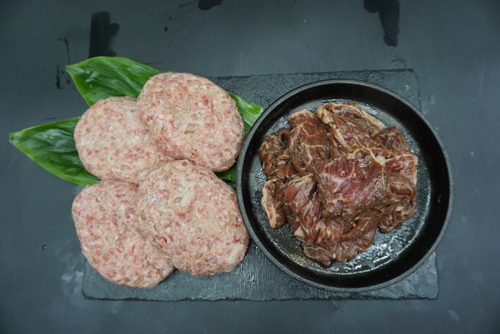 ハラミたれ漬け・[牛壱] 国産ハンバーグ4個セット（約900g） [2252]