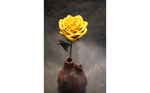 Eterna -Leather Rose- カラー 黄色 ／ 国産 革 レザー ローズ バラ 造花 アートフラワー 小物 インテリア プレゼント【area001-yellow】