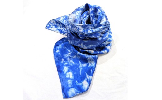 墨流し染 シルク スカーフ (青) ／ 染美堂 一点物 絹 現代風 アート サテン織 贈り物 上品 奈良県 葛城市 【snbd016】