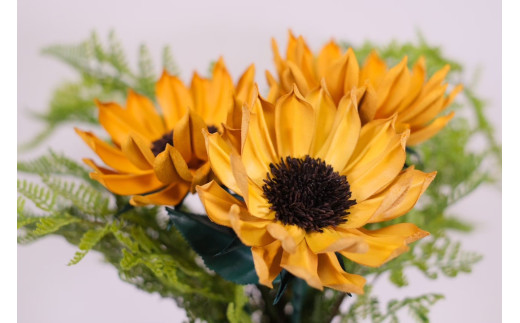 Eterna -Leather Himawari- カラー 黒 ／ 国産 革 レザー ひまわり 造花 アートフラワー 小物 インテリア プレゼント【area002-black】