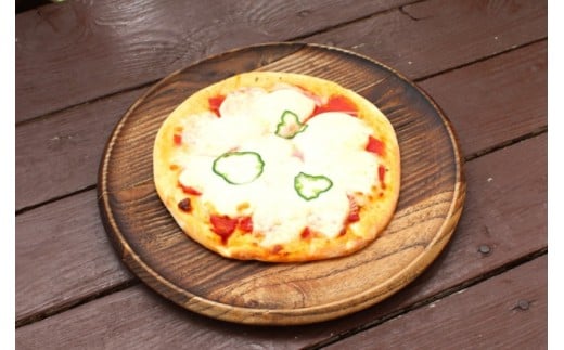 (冷凍)　ラッテ・オリジナル手づくりピザ（18㎝）2枚 ／ 葛城 高原 牧場 モッツアレラチーズ ピザ【latt008】