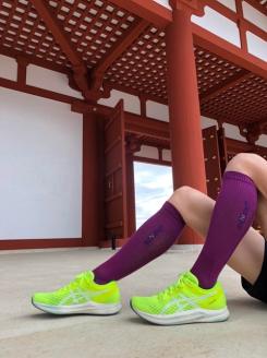 コンプレッション　ハイソックス　23-25cm　パープル／RunNext　スポーツ用　靴下　トレーニング　ランニング　デスクワーク　ドライブ　奈良県　葛城市【next014】