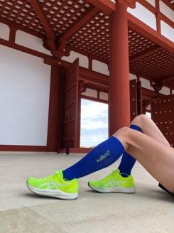 コンプレッション　ハイソックス　23-25cm　ブルー／RunNext　スポーツ用　靴下　トレーニング　ランニング　デスクワーク　ドライブ　奈良県　葛城市【next017】