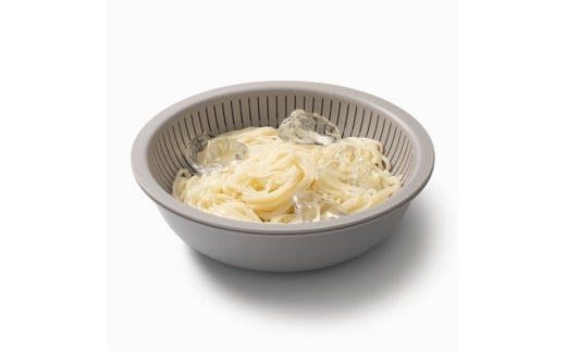 米とぎにも使える ザル ボウル 浅型 LBK-02  ベージュ ／キッチン用品 調理器具 耐熱 重ねて収納 コンパクト ライクイット like-it【like022-7】