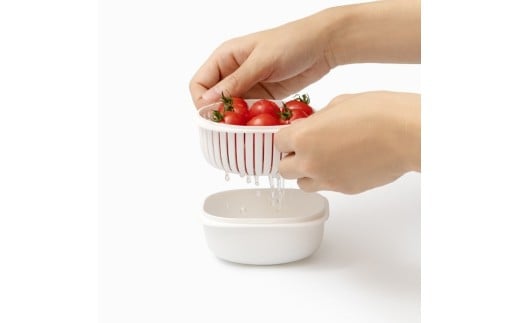 蒸気であたためる冷凍ごはん容器　2個組【5色から好きなカラーを選べる】グリーン  / 奈良県 葛城市 容器 プラスチック ライクイット 冷凍ご飯 ザル型【like090-3】