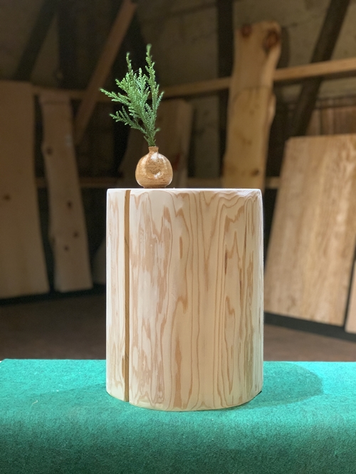 森の丸太スツール ＜杉／全面サンディング仕上げ＞／オッ