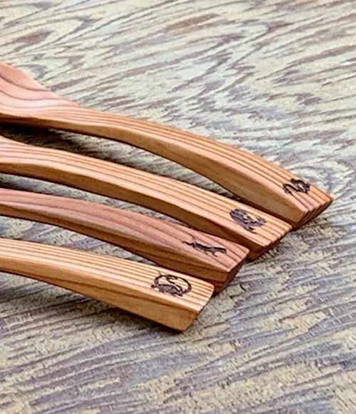 吉野杉のレンゲ ４本セット／津田瑞苑 お洒落なレンゲ 四