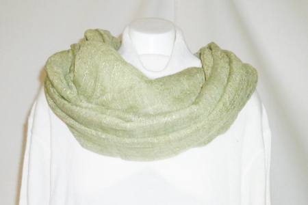 ＜売切＞（C）草木染のストール（ヨモギ・麻・レーヨン）