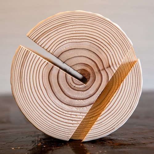 	森の丸太スタンド　「SHIBORI」　スマホ・タブレットスタン