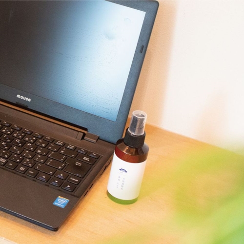 奈良 クロモジ 天然 蒸留水 100ml スプレー ボトル／松田商店