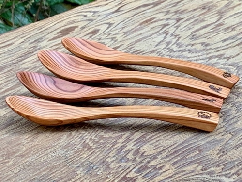 吉野杉のレンゲ ４本セット／津田瑞苑 お洒落なレンゲ 四