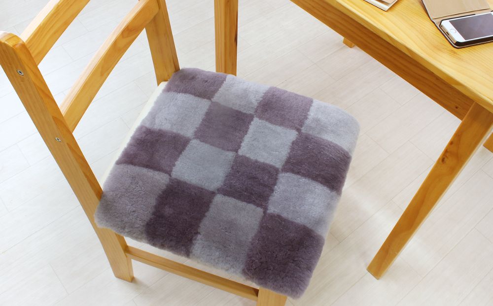 奈良 (株)マスダ製 ムートン座布団 チェック柄 ネイビー 40cm