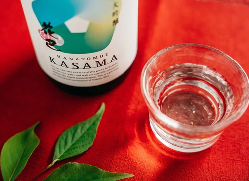 宇陀市産吟のさと使用 純米大吟醸 KASAMA 720ml ／ うし源 本店