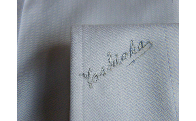 【生地：GIZAエジプト綿】オーダーワイシャツ-「オリジナルネーム入り」川西町産貝ボタン使用-高瀬貝