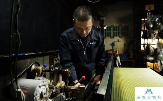 織田畳店×藤巻百貨店別注 雛（Hiina） 本い草 ウォレットバッグ 深藍 ／ 織田畳店 天然芯染めい草 本革 たたみ小物 奈良県 田原本町