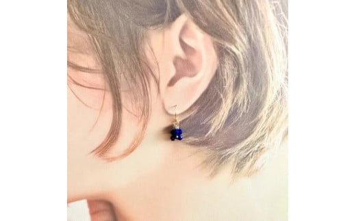 天然石 ラピスラズリ フックピアス (Silver925 18KGP仕上げ) ／ Maco アクセサリー シルバー ヘアライン加工 プレゼント 奈良県 田原本町
