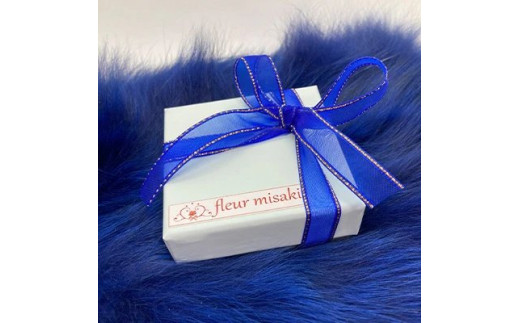 クリスタルフラワーチャーム時計 「シンデレラブルー」 ／ fleur misaki お祝い インテリア 雑貨 レジン プレゼント ギフト 奈良県 田原本町