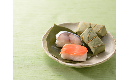 （冷蔵） 柿の葉寿司 ２種 １０個入 （さば、さけ 各５個入） ／ 中谷本舗 お取り寄せグルメ 郷土料理 押し寿司 ゐざさ 奈良県 田原本町