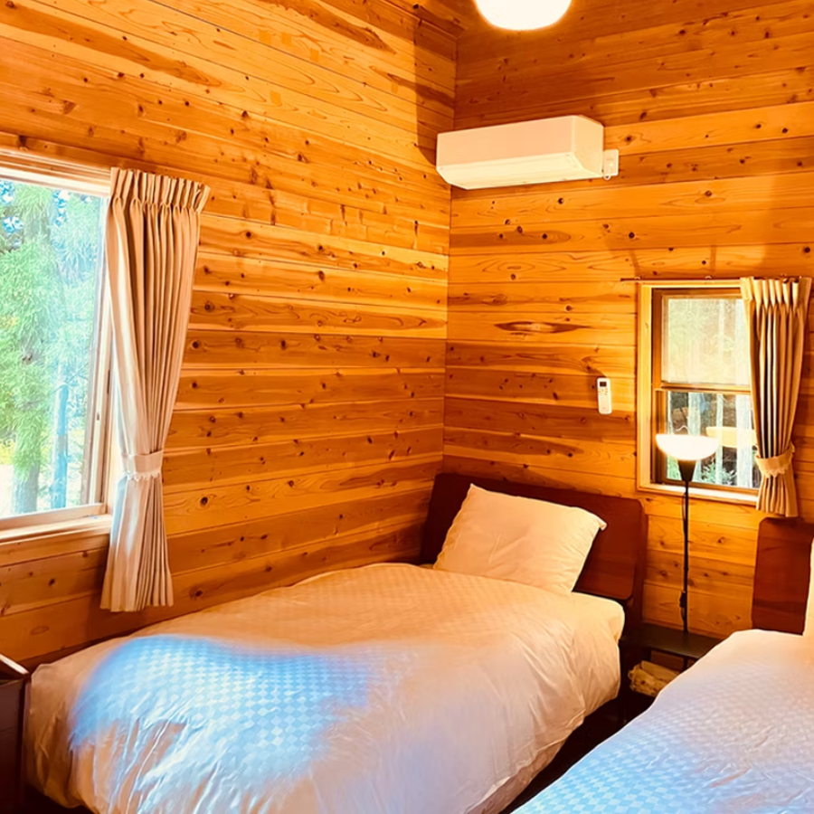 ツリーハウスのある一棟貸別荘 HoToLo /// 奈良県 曽爾村 一棟貸し 貸別荘 宿泊 旅行 貸切 1日1組限定 ツリーハウス