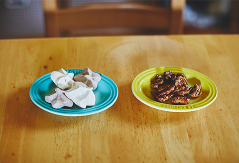くるみのキャラメリゼとメレンゲ菓子のスウィーツ2種セット