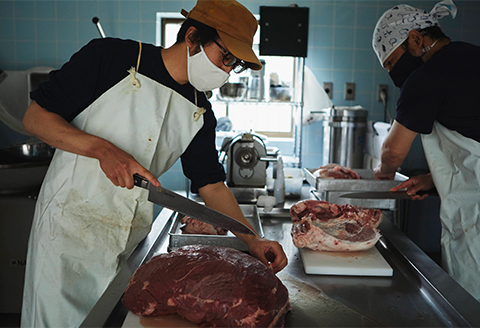 【無添加】桜チップで燻した豚バラベーコンブロック