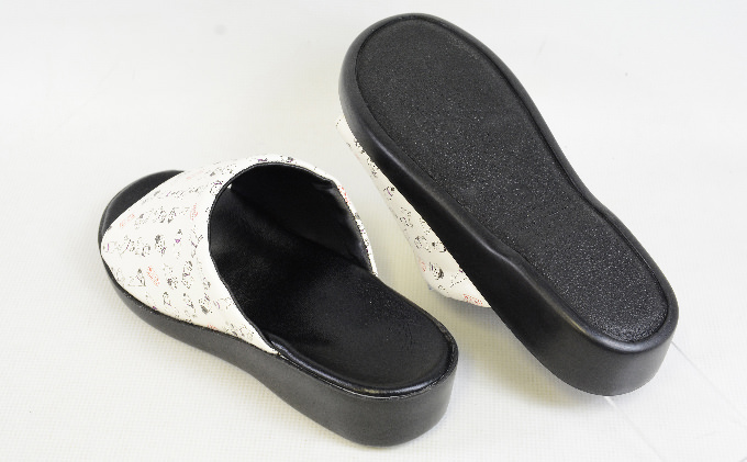 ゆきまるサンダル　男女兼用（白）Ｌ　サイズ（２６～２７ｃｍ）　規