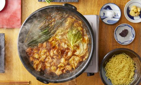 【広陵町×曽爾村連携返礼品】もつ鍋特製赤スープ 2人前と曽爾高原ビール6本セット