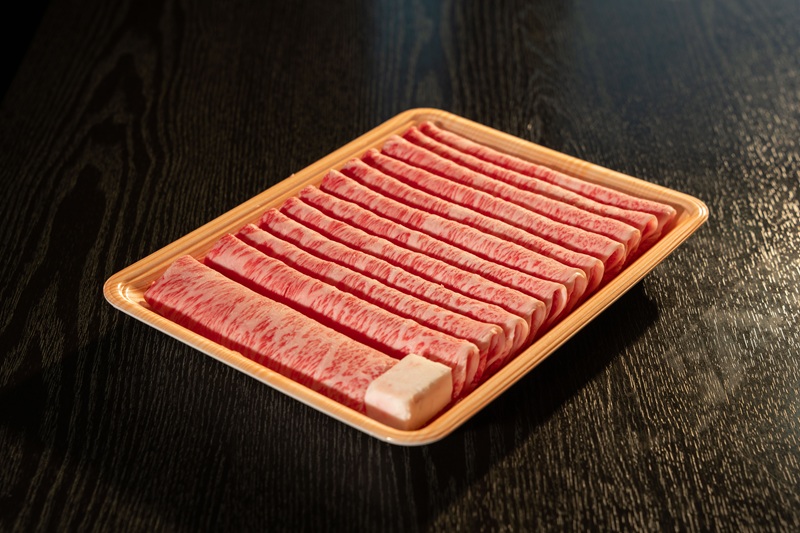 【12月24日決済完了分まで年内発送】大和牛　ローススライス　すき焼用 500g