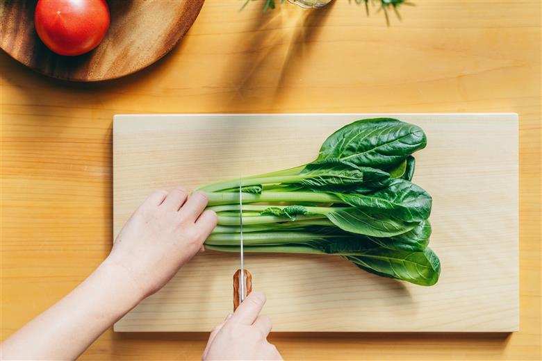 ひのき 一枚板 まな板 【柾目・追柾目】Mサイズ 32cm 天然木 国産 奥吉野桧 ヒノキ カッティングボード プレート テーブルウェア キッチン 台所 家事 料理